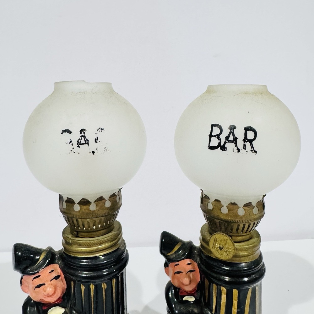 Pair Of Vintage Good Time Charlie Chaplin Tabletop Oil Lamp Post Bar Figurines - Picture 7 of 10